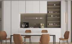 升级为供应链效率、数据资产、办事体验的综